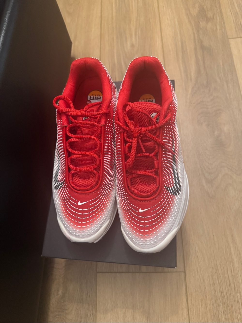 Nike Red and White Gradient Men's Air Max Sneakers